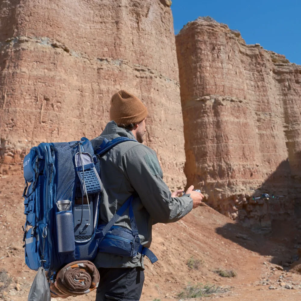 BLUETTI Handsfree 2 Backpack Power Station - Image 7